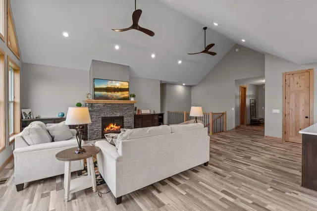 $1,250,000 | 19811 Jennady Avenue, Jordan, MN 55352