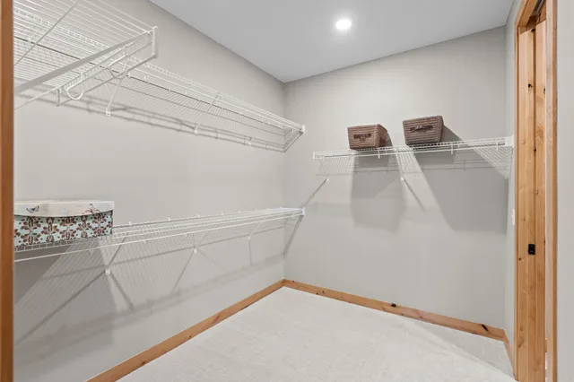 $1,250,000 | 19811 Jennady Avenue, Jordan, MN 55352