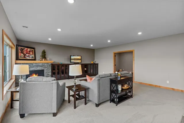 $1,250,000 | 19811 Jennady Avenue, Jordan, MN 55352