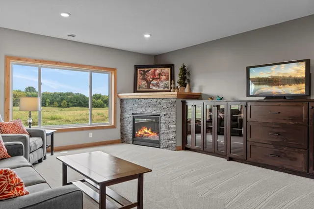 $1,250,000 | 19811 Jennady Avenue, Jordan, MN 55352