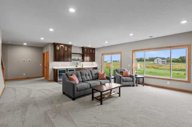 $1,250,000 | 19811 Jennady Avenue, Jordan, MN 55352