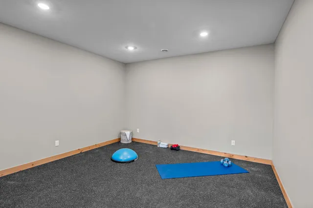 $1,250,000 | 19811 Jennady Avenue, Jordan, MN 55352