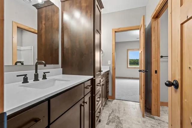 $1,250,000 | 19811 Jennady Avenue, Jordan, MN 55352