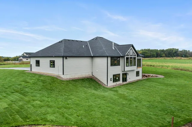 $1,250,000 | 19811 Jennady Avenue, Jordan, MN 55352