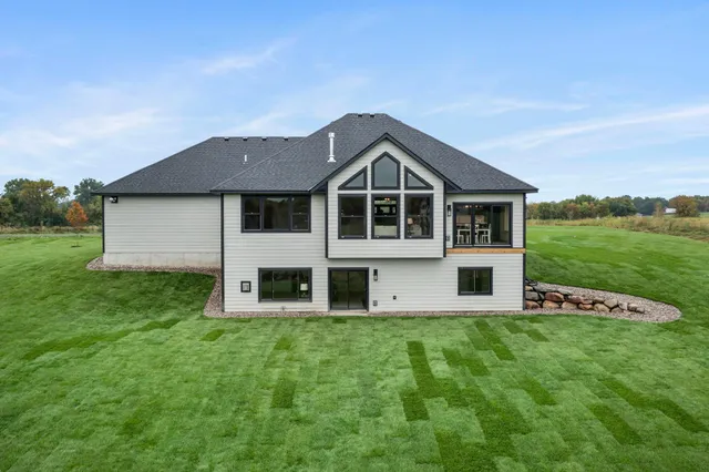 $1,250,000 | 19811 Jennady Avenue, Jordan, MN 55352