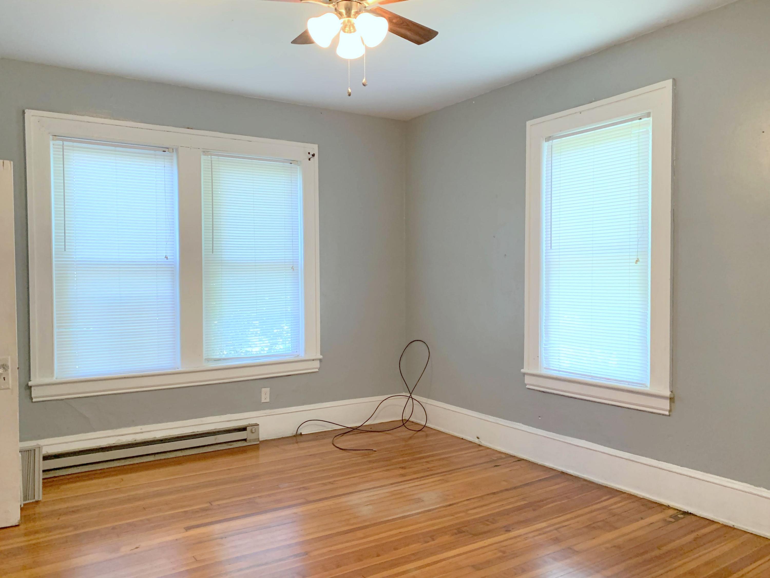 1306 Patterson Avenue Southwest, Unit 2 Roanoke, VA 24016 - Photo 19 of 25 IMG_3121