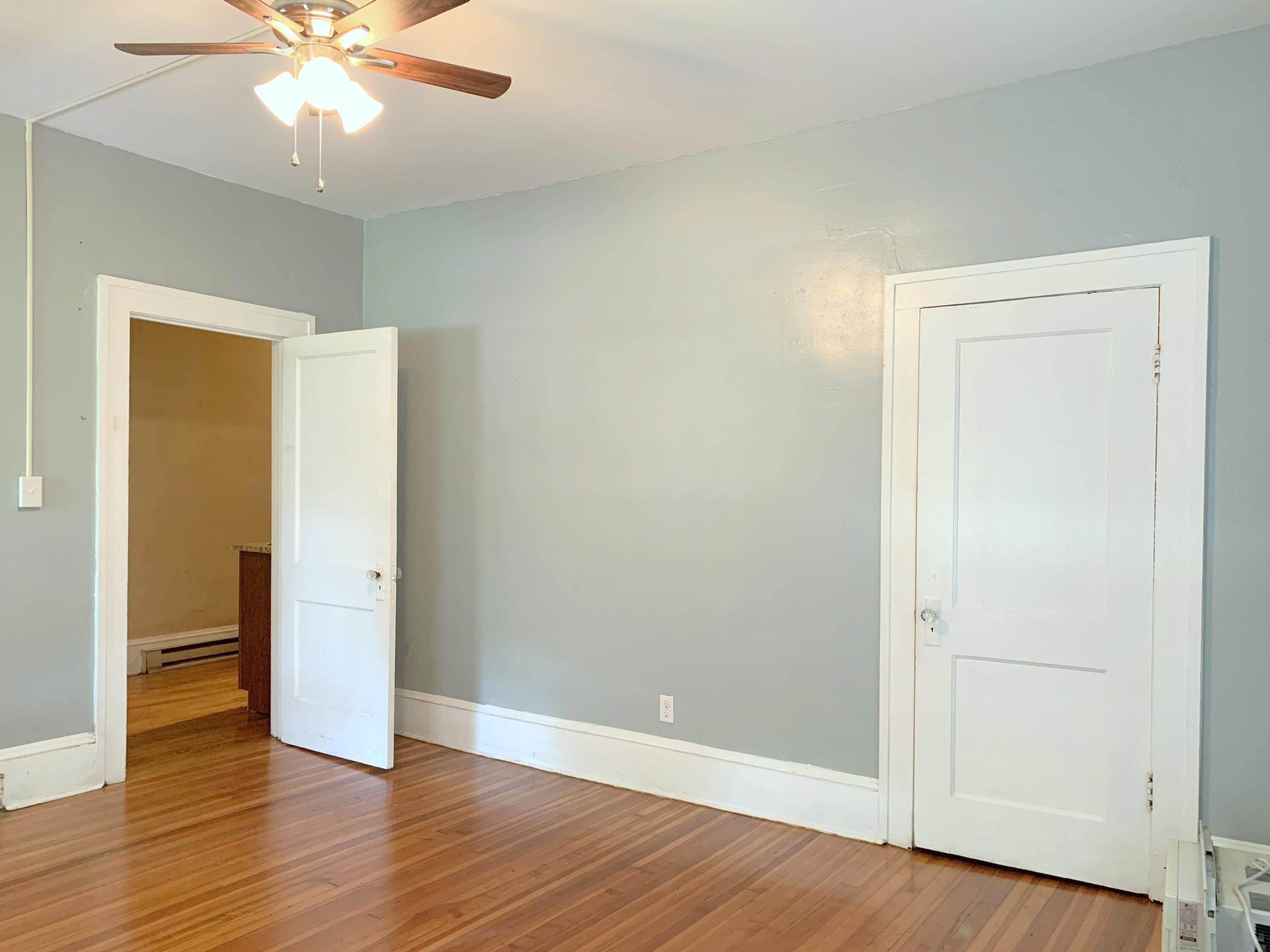 1306 Patterson Avenue Southwest, Unit 2 Roanoke, VA 24016 - Photo 21 of 25 IMG_3119