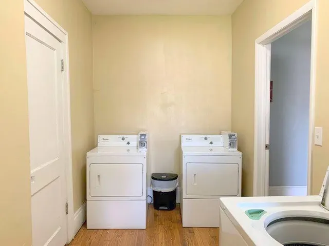 $849 | 1306 Patterson Avenue Southwest, Unit 2, Roanoke, VA 24016