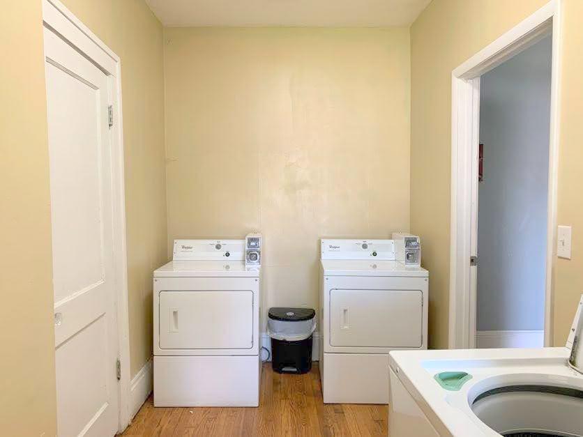 1306 Patterson Avenue Southwest, Unit 2 Roanoke, VA 24016 - Photo 9 of 25 IMG_3090