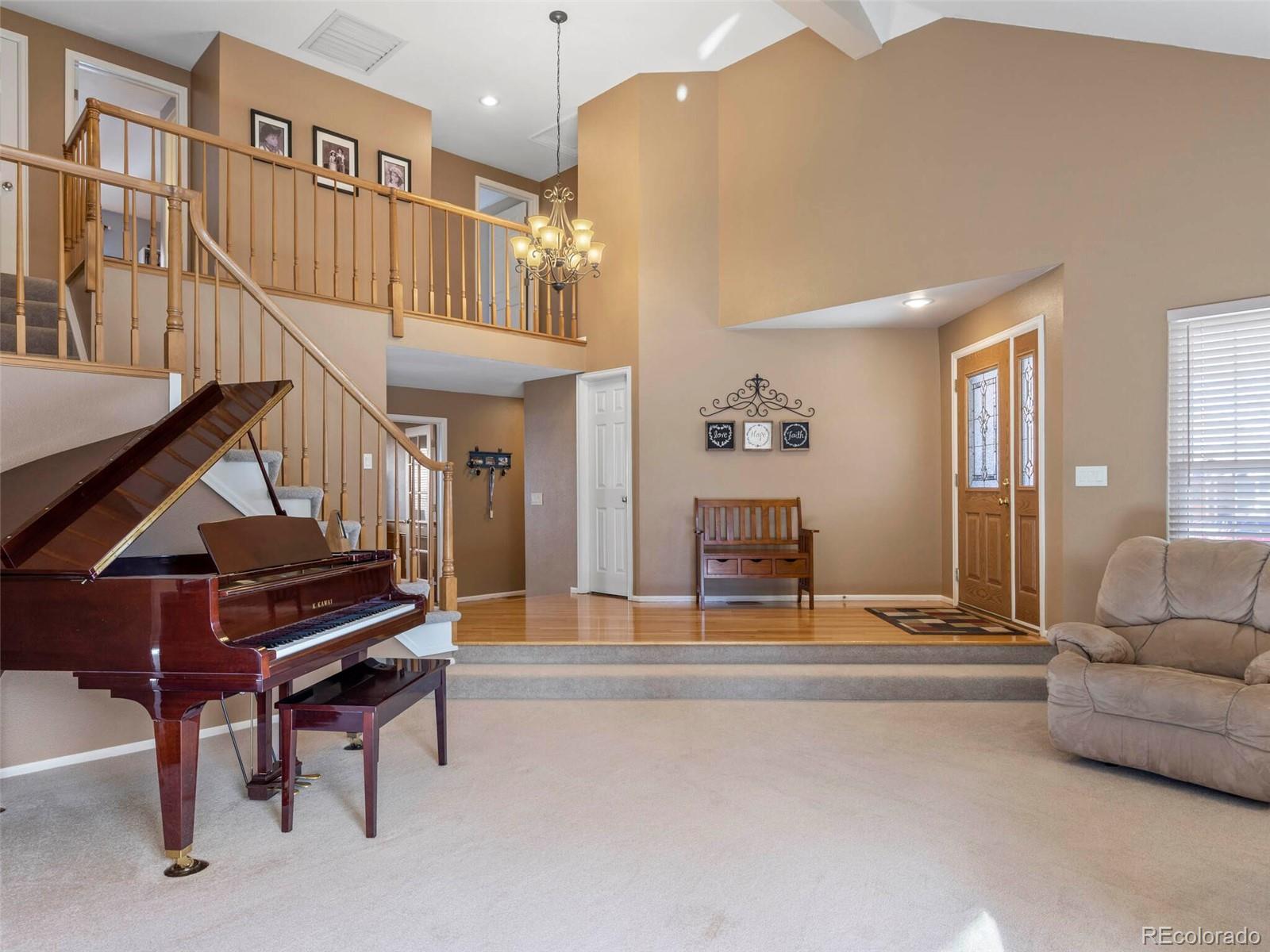 1546 Saltbush Ridge Road Highlands Ranch, CO 80126 - Photo 3 of 40 Gallery Image 3