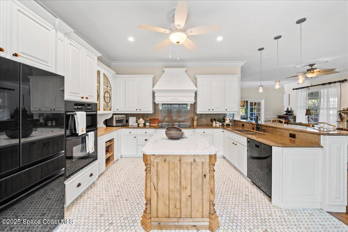 5423 Winding Way Merritt Island, FL 32953 - Photo 3 of 89 021-DSC0360822