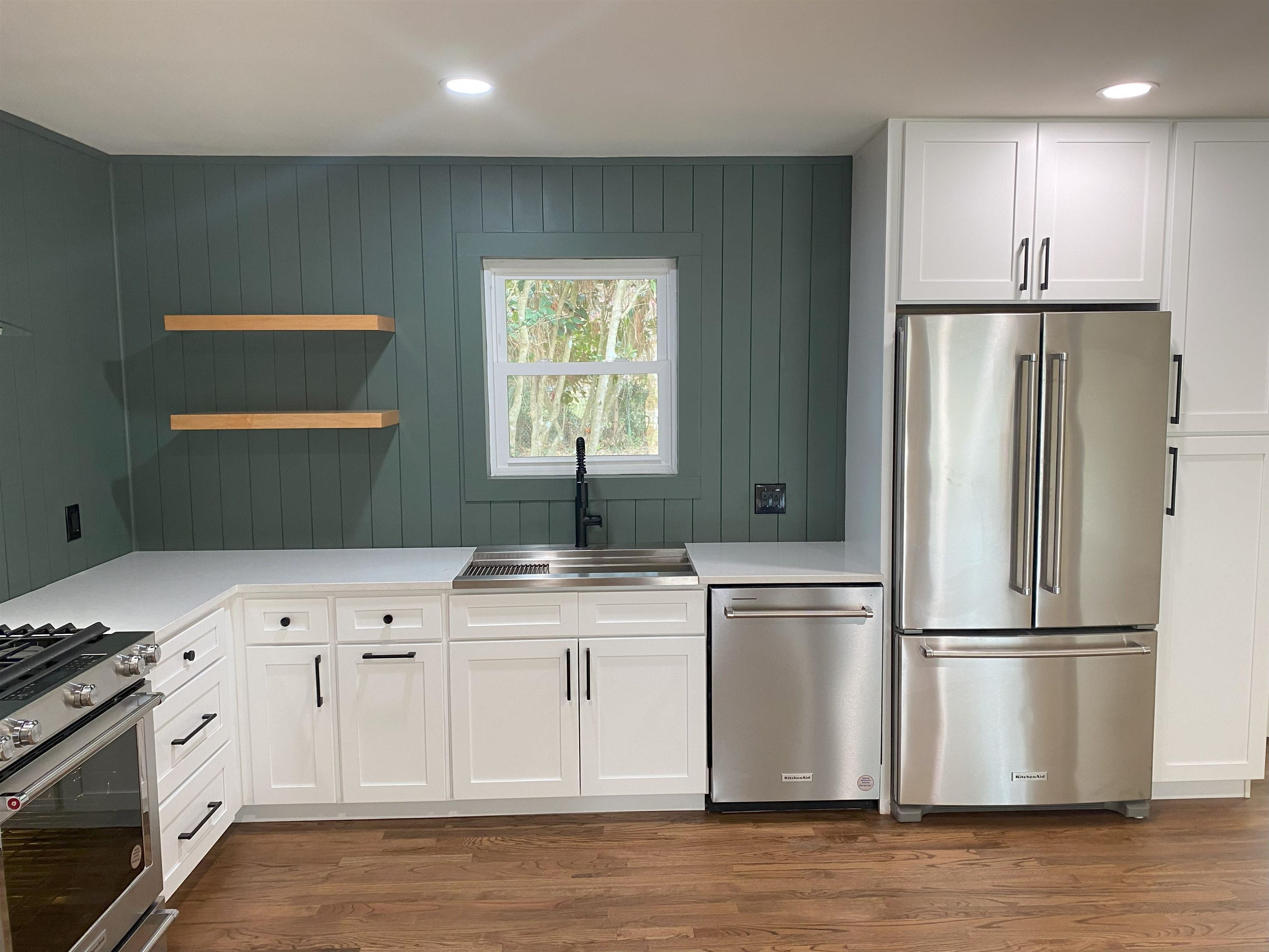 353 Patlynn Drive Fairhope, AL 36532 - Photo 8 of 22 Kitchen
