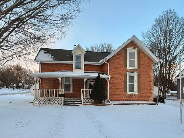 $234,980 | 447 Broadway Street, Berlin, WI 54923