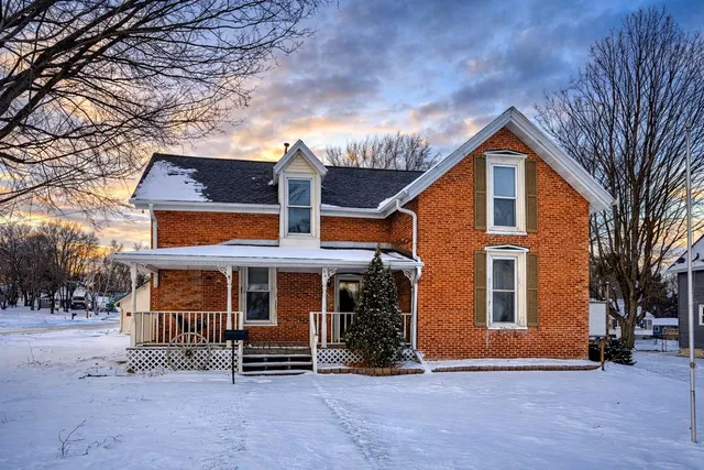 $234,980 | 447 Broadway Street, Berlin, WI 54923