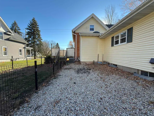 $234,980 | 447 Broadway Street, Berlin, WI 54923