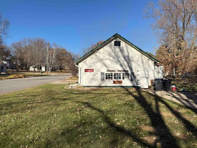$234,980 | 447 Broadway Street, Berlin, WI 54923