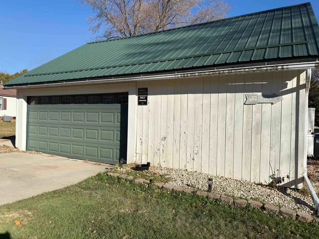 $234,980 | 447 Broadway Street, Berlin, WI 54923