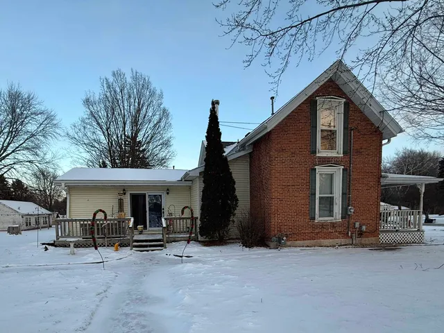 $234,980 | 447 Broadway Street, Berlin, WI 54923
