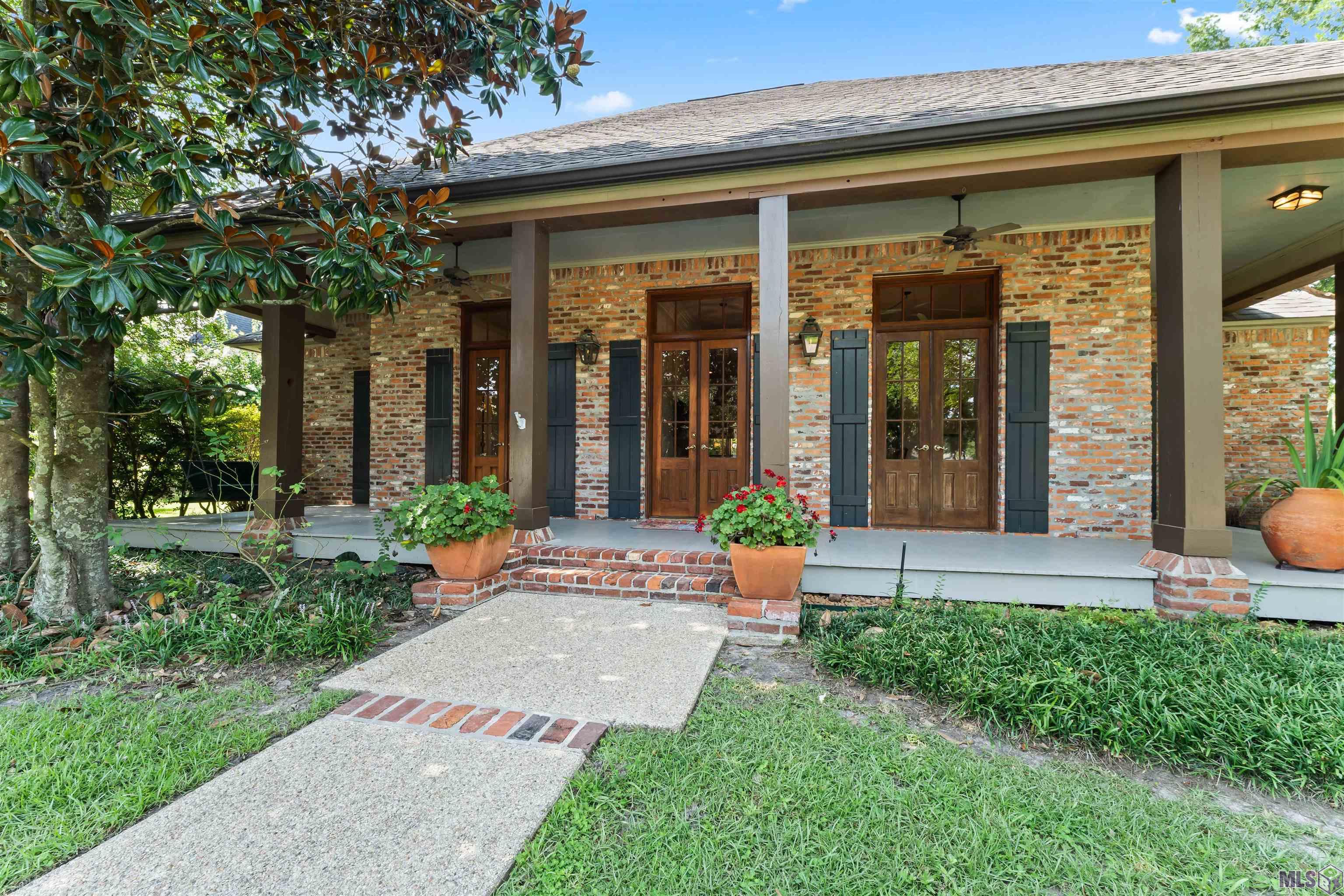 9806 Sedgewick Court St. George, LA 70809 - Photo 4 of 35