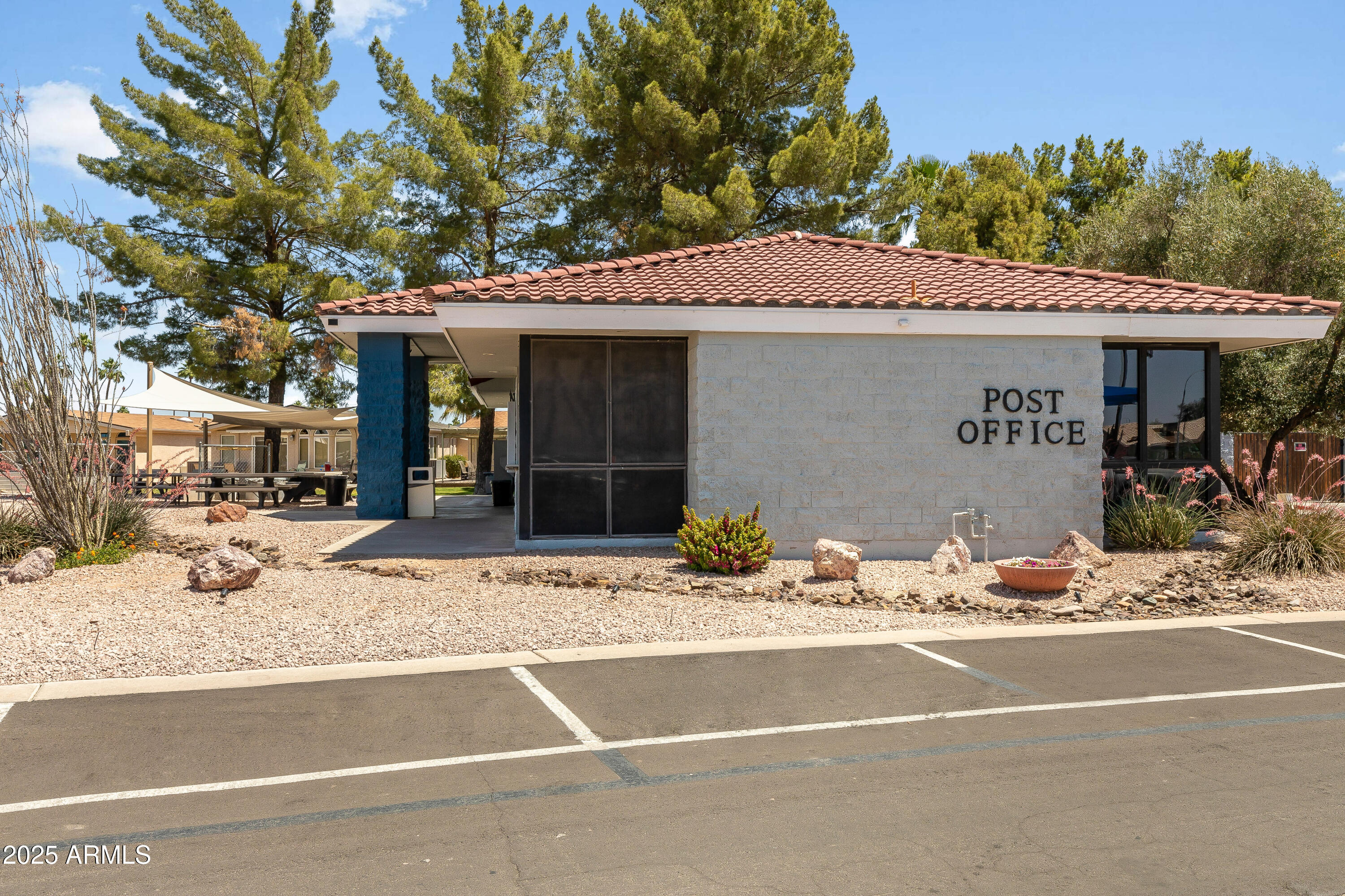 1941 East Kerby Farms Road Chandler, AZ 85249 - Photo 26 of 46 Sunbird Ammenities-1