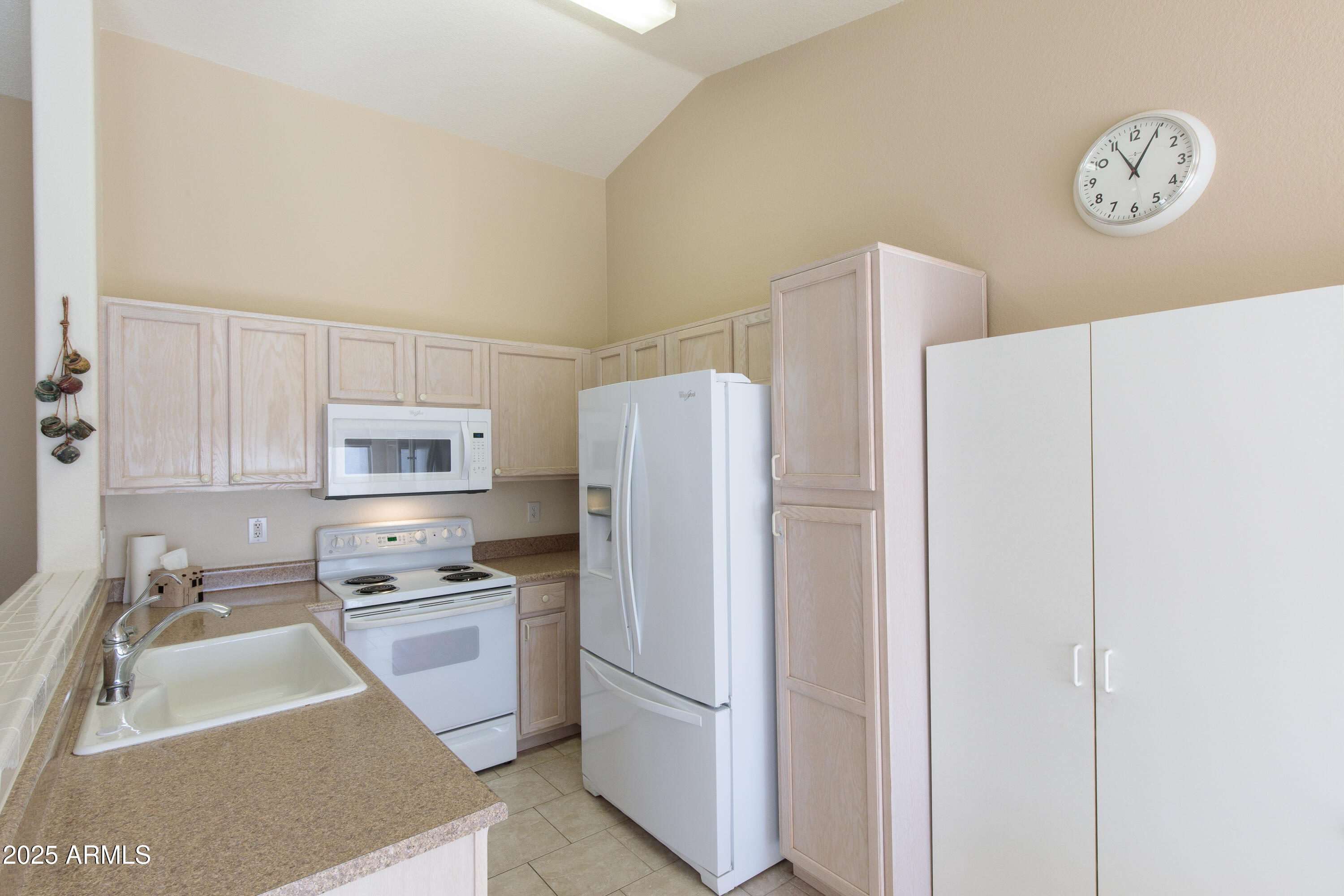 1941 East Kerby Farms Road Chandler, AZ 85249 - Photo 9 of 50 1941 E Kerby Farms Rd-9