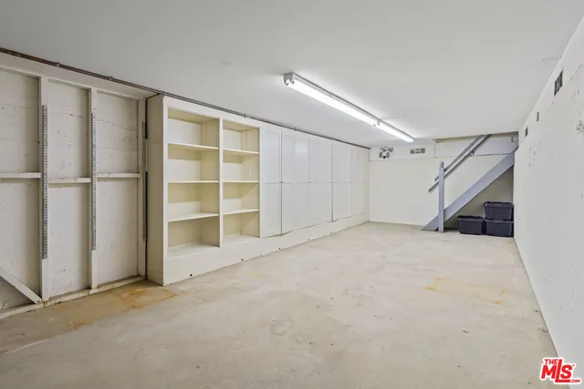 $13,500 | 4315 Clybourn Avenue, Toluca Lake, CA 91602