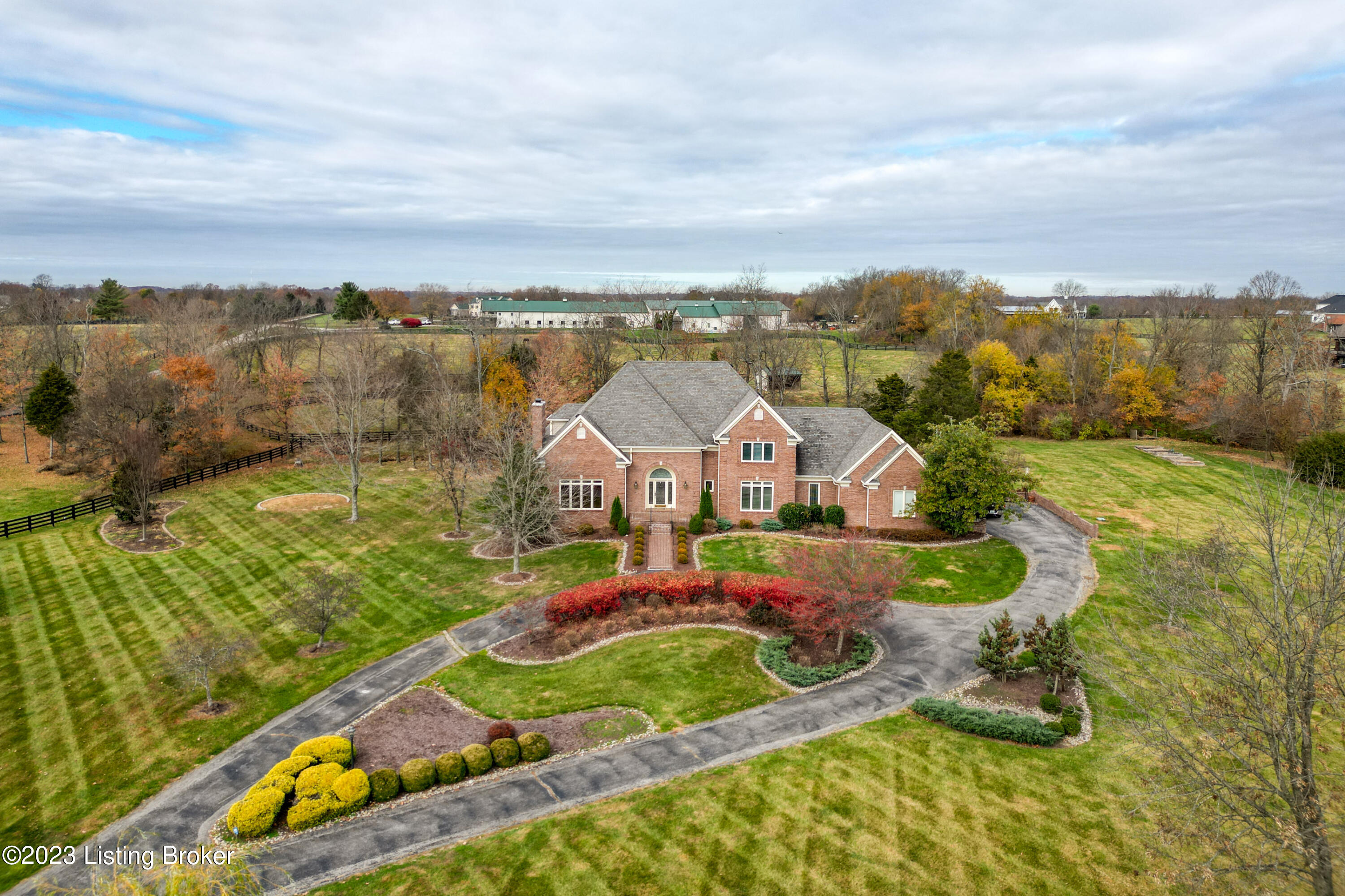 2024 Todds Point Road Simpsonville, KY 40067 - Photo 1 of 50 001 - 20231116 0923