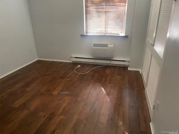 $3,100 | 530 Hudson Avenue, Unit B4, Cedarhurst, NY 11516