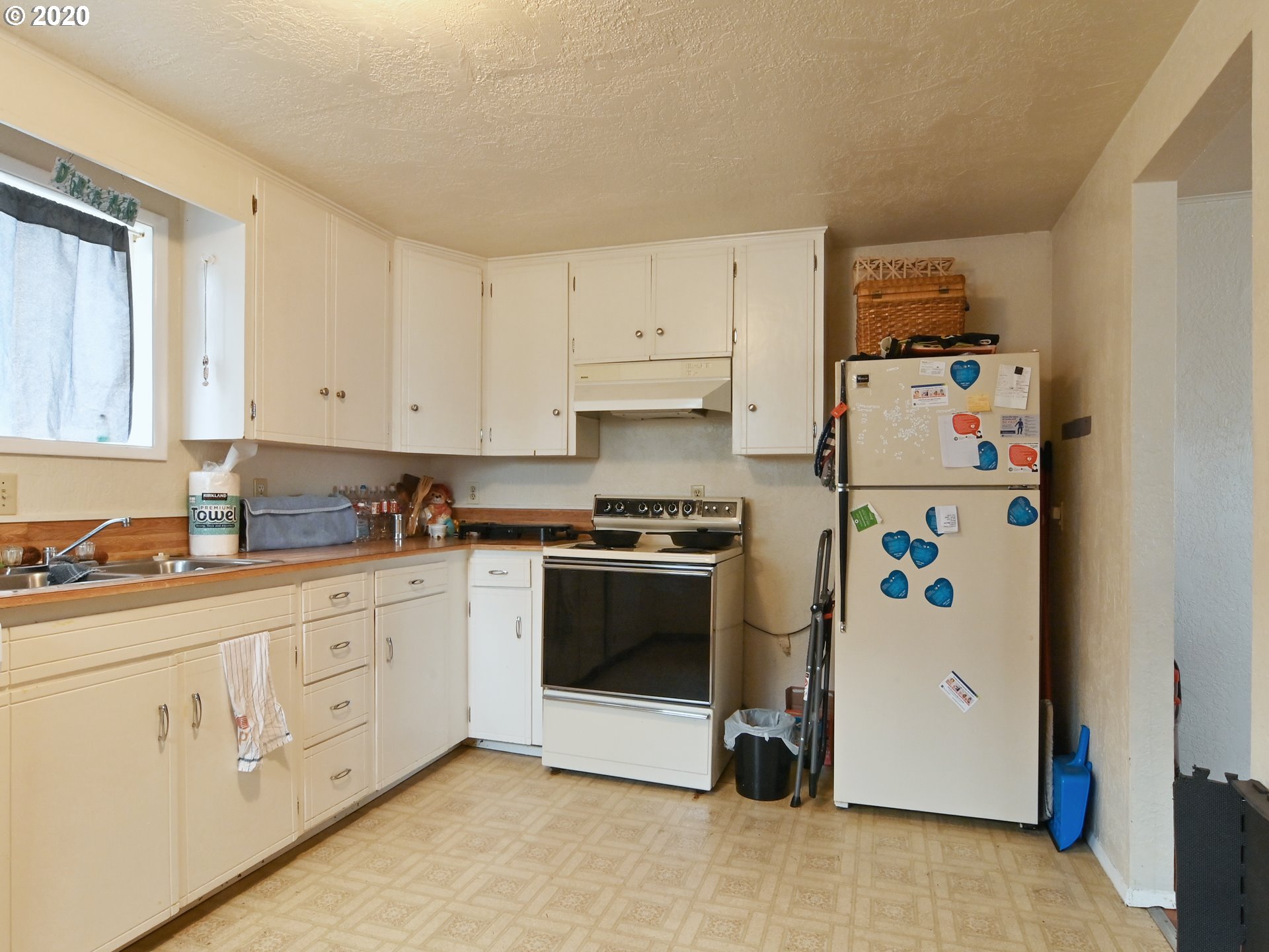 861 26th Street Springfield, OR 97477 - Photo 11 of 29
