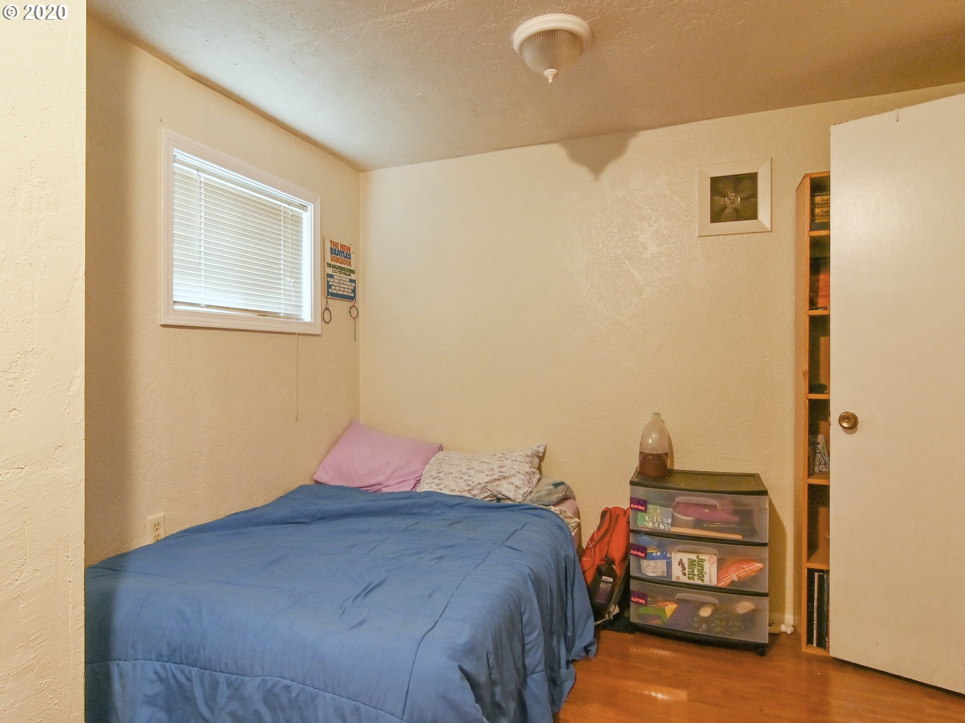 861 26th Street Springfield, OR 97477 - Photo 17 of 29