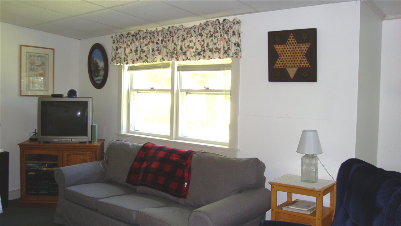 55 West Shore Road Canaan, NH 03741 - Photo 8 of 22