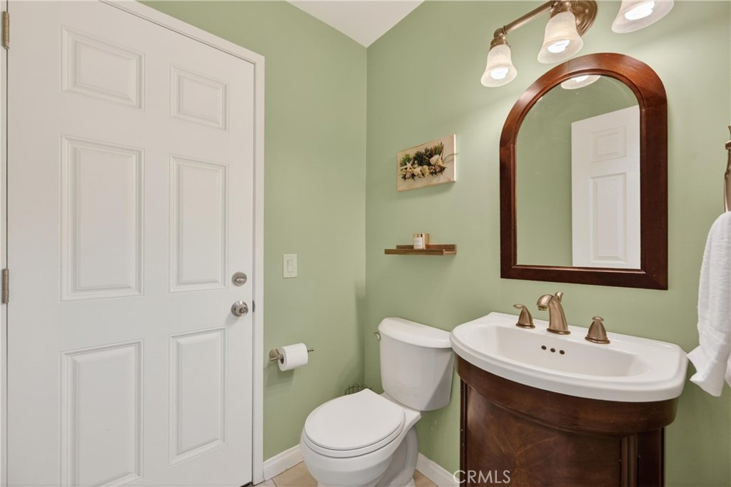 11251 Green Arbor Drive Riverside, CA 92505 - Photo 23 of 43