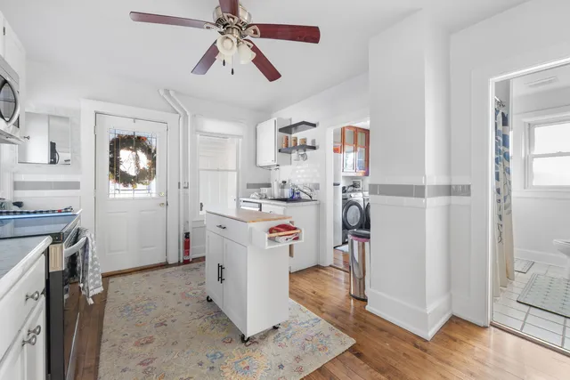 $520,000 | 3 East Slade Street, Palatine, IL 60067