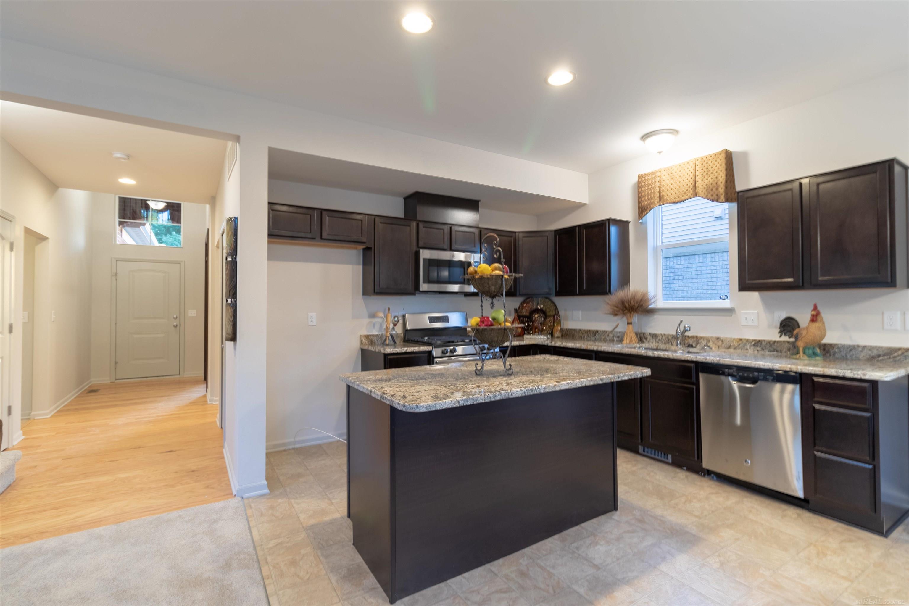 11869 Partridge Drive, Unit 76 Taylor, MI 48180 - Photo 11 of 19