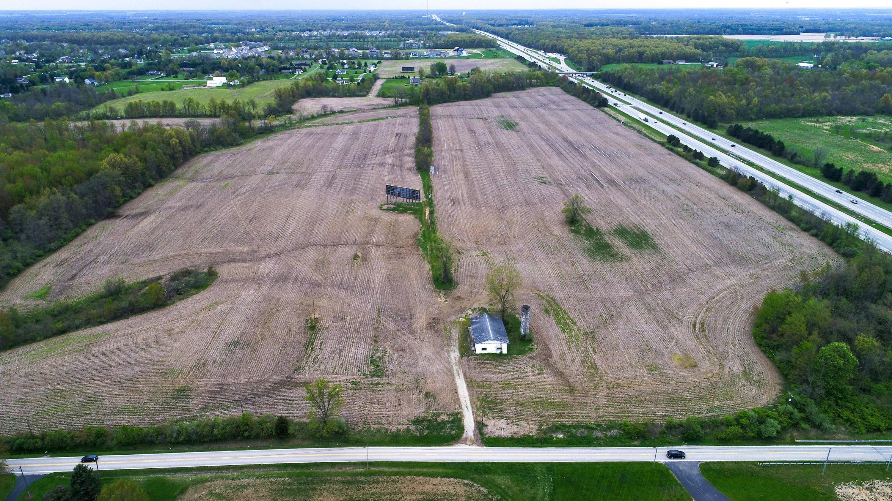 6269 Plumb Road Galena, OH 43021 - Photo 4 of 11 Gallery Image 4