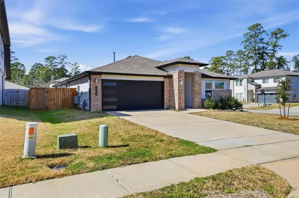 $2,250 | 14251 Big Bend Drive, Conroe, TX 77384