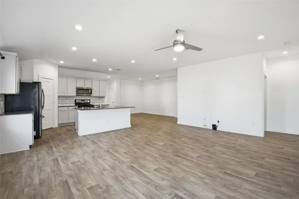 $2,350 | 14251 Big Bend Drive, Conroe, TX 77384