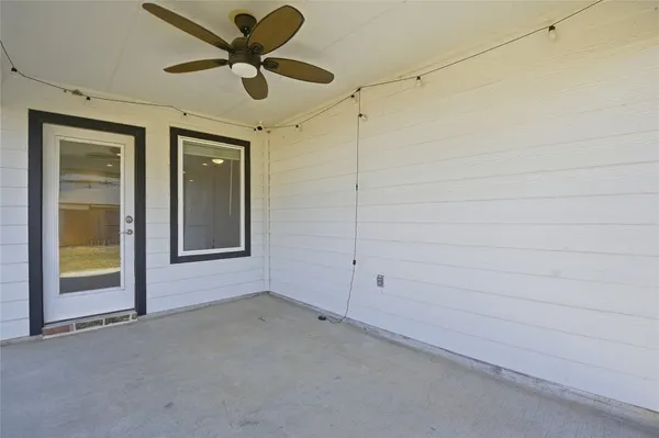 $2,250 | 14251 Big Bend Drive, Conroe, TX 77384