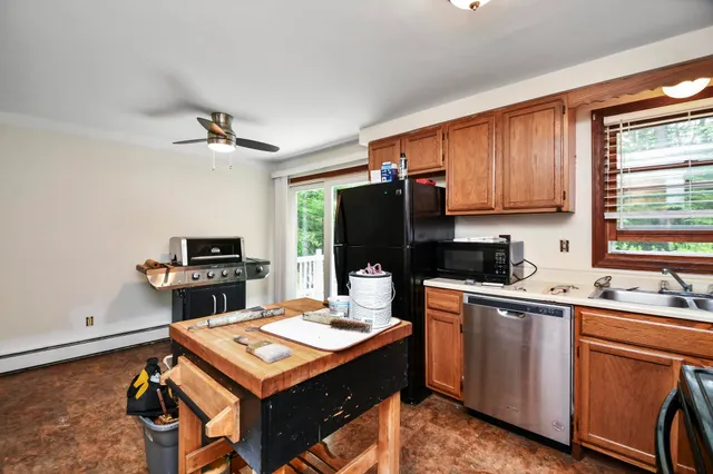 $1,800 | 22 Lord Brook Road, Unit 1, Rindge, NH 03461