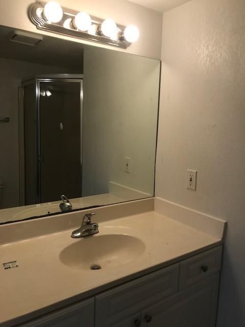 8243 Thames Boulevard, Unit D Boca Raton, FL 33433 - Photo 15 of 21 IMG_3376