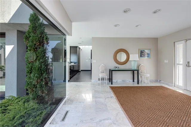 $10,000 | 111 Ocean Avenue, Newport, RI 02840