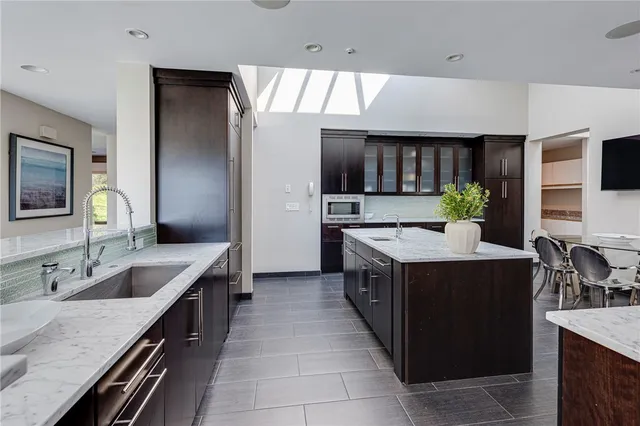 $10,000 | 111 Ocean Avenue, Newport, RI 02840