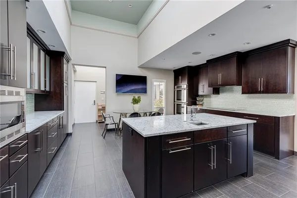 $10,000 | 111 Ocean Avenue, Newport, RI 02840