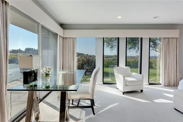 $10,000 | 111 Ocean Avenue, Newport, RI 02840