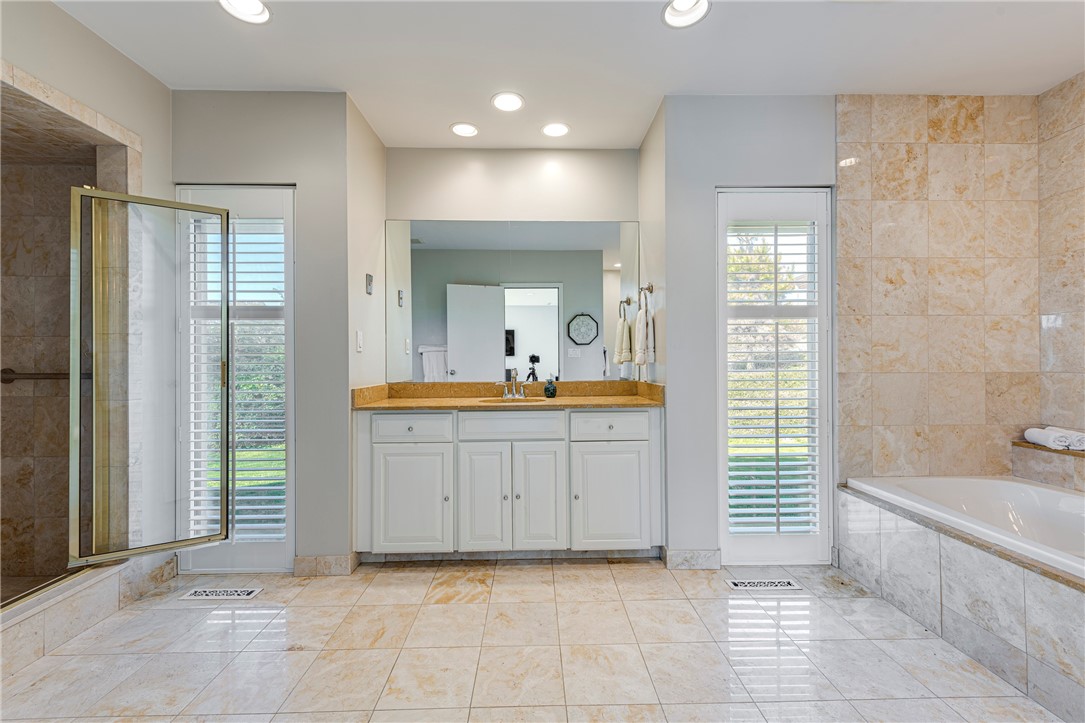 111 Ocean Avenue Newport, RI 02840 - Photo 29 of 46 Primary ensuite bath #1