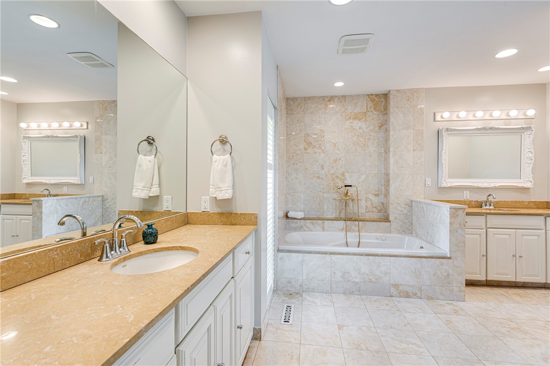 111 Ocean Avenue Newport, RI 02840 - Photo 31 of 46