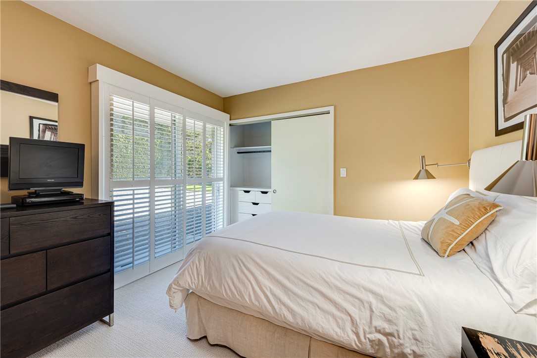 111 Ocean Avenue Newport, RI 02840 - Photo 40 of 46 Bedroom #4 - queen bed