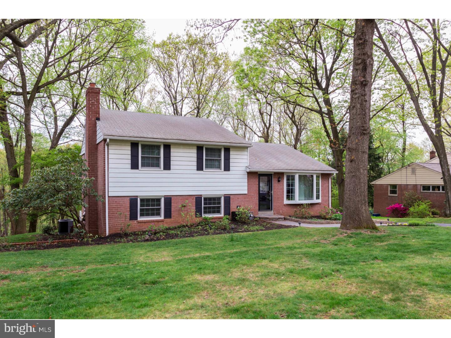 659 Crestwood Road Wayne, PA 19087 - Photo 1 of 19