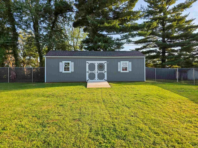 $235,000 | 969 Southeast A Street, Linton, IN 47441