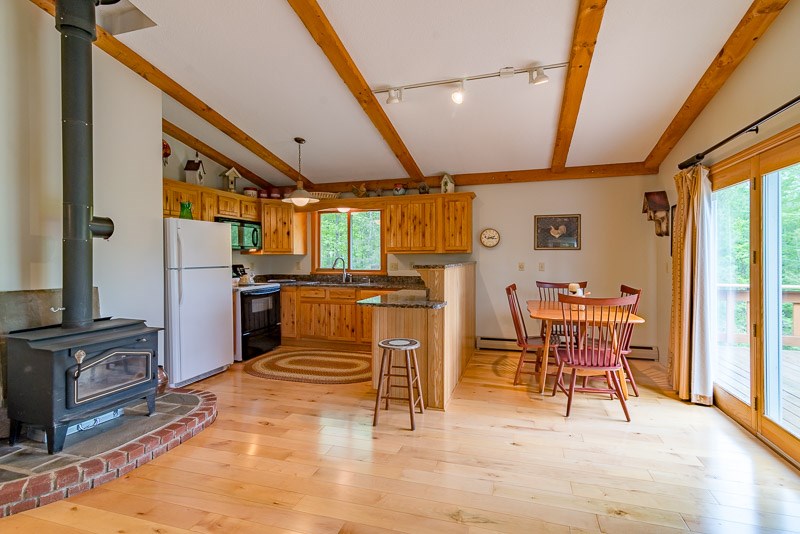 95 P M Road Arlington, VT 05250 - Photo 6 of 17 Gallery Image 6